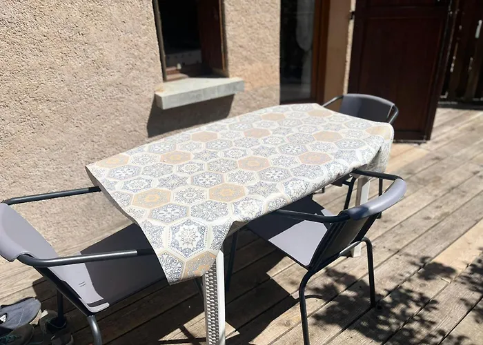 Six Duplex A La Montagne Pompiery