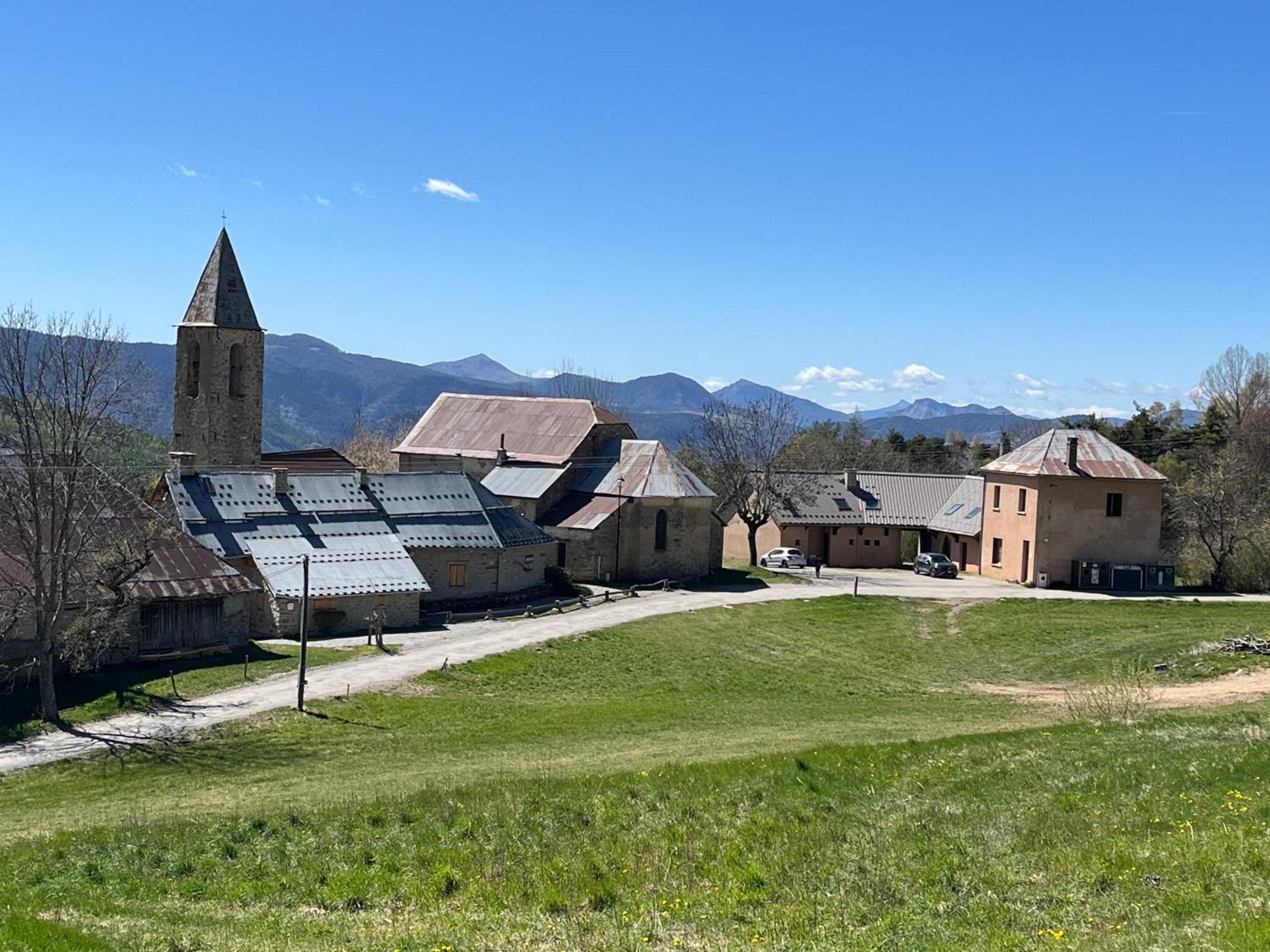 Appartamento Six Duplex A La Montagne Pompiery Seyne