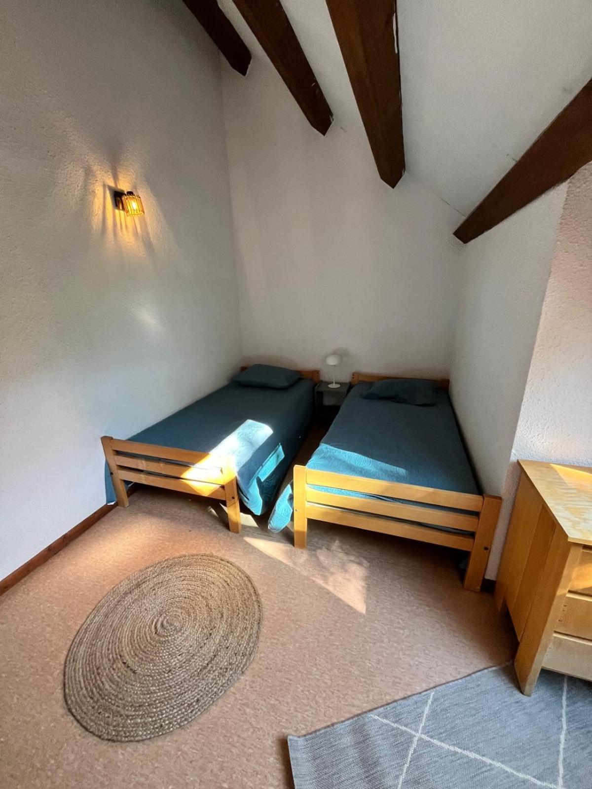 Appartamento Six Duplex A La Montagne Pompiery Seyne